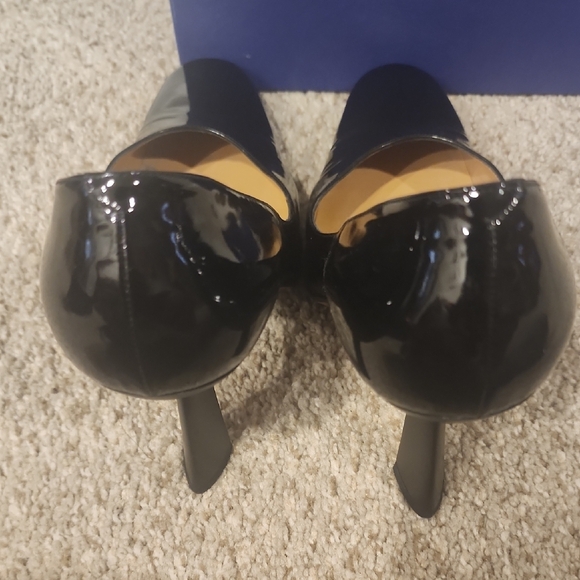 Bally Women's Shiny Black Heels - Picture 10 of 10